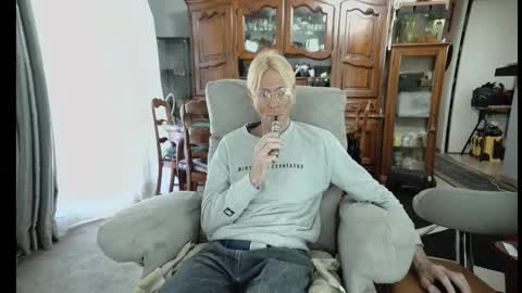 Snapshot of 00jeff31 chatting on January 15, 2026, 11:59 am jeff online show from January 15, 2026, 11:59 am