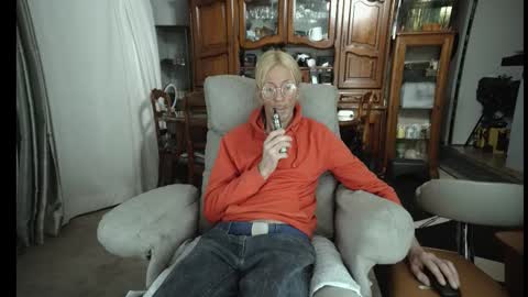 Snapshot of 00jeff31 chatting on January 18, 2026, 6:17 am jeff online show from January 18, 2026, 6:17 am