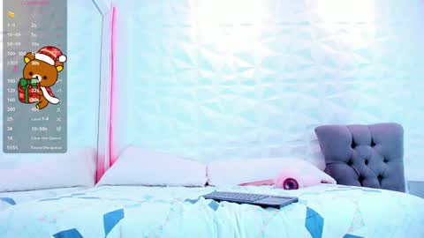 sophie online show from December 19, 2024, 4:23 am