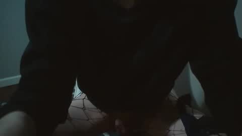 Snapshot of 02trisi02 chatting on December 23, 2025, 3:59 am Trisi02 online show from December 23, 2025, 3:59 am