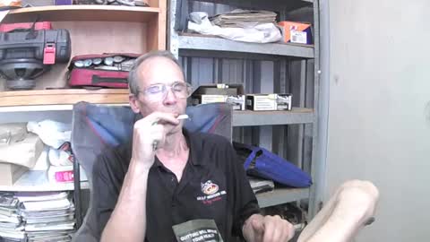 04oldskool online show from December 5, 2024, 1:03 am