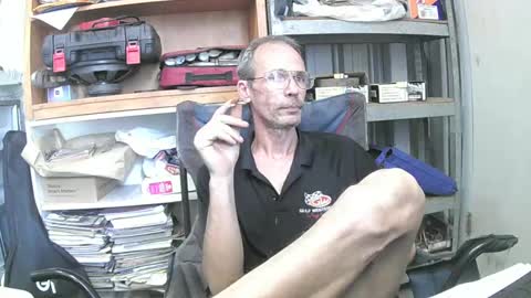 04oldskool online show from December 12, 2024, 2:59 am