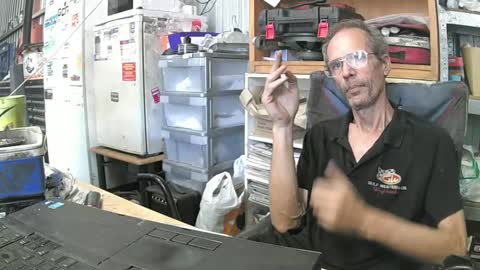 04oldskool online show from January 17, 2025, 2:08 am