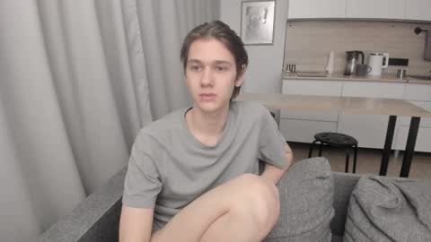 Snapshot of 0verlandd chatting on September 9, 2025, 4:39 pm Adam online show from September 9, 2025, 4:39 pm