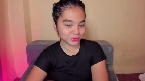 0wwlo0k online show from September 21, 2025, 5:20 am