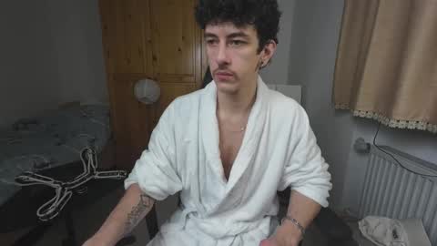 Snapshot of 10inclub chatting on March 2, 2026, 10:38 pm Antonio online show from March 2, 2026, 10:38 pm