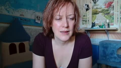 Snapshot of 12ennie chatting on April 1, 2026, 7:42 am 12ennie online show from April 1, 2026, 7:42 am