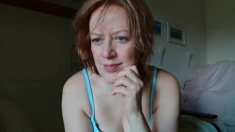 Snapshot of 12ennie chatting on April 7, 2026, 7:20 am 12ennie online show from April 7, 2026, 7:20 am