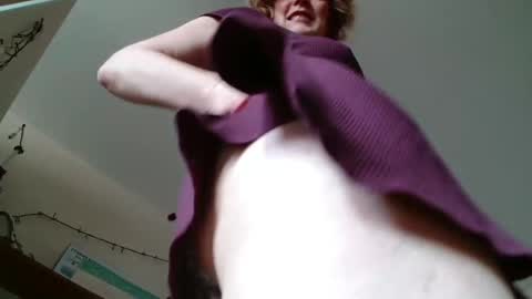 Snapshot of 12ennie chatting on April 13, 2026, 8:20 am 12ennie online show from April 13, 2026, 8:20 am