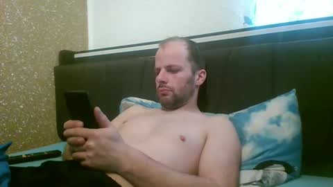 Snapshot of 19berni91 chatting on March 9, 2025, 6:17 am berni online show from March 9, 2025, 6:17 am