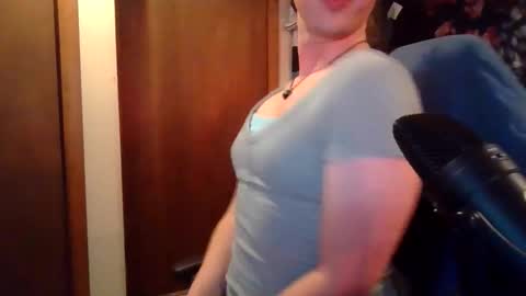 1_56_jade online show from May 14, 2026, 4:30 am