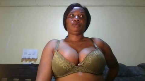 1_sexylove online show from April 12, 2026, 5:34 am