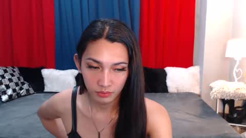 HI IM PUPPY DONT FORGET TO GIVE ME A THUMBS UP LOVE YOU ALL 3 online show from February 9, 2025, 4:50 pm