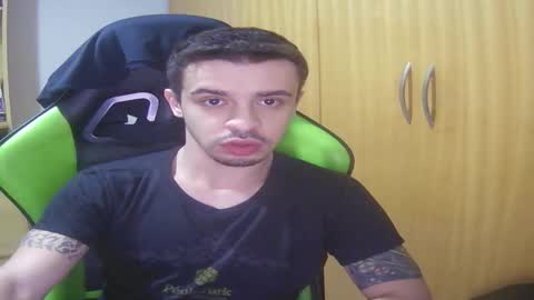 1good_vibes1 online show from February 5, 2026, 2:49 am