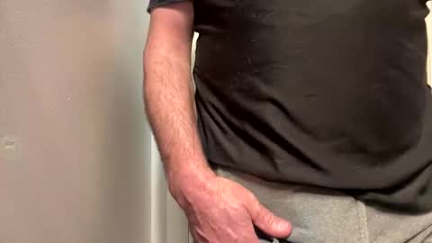 1hunglo412 online show from February 20, 2026, 11:00 am