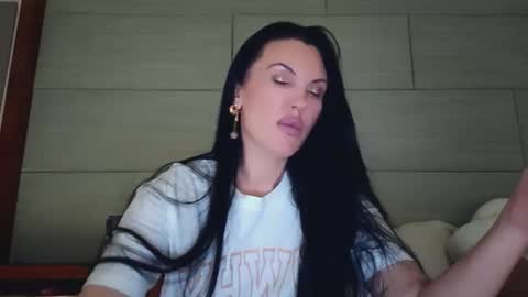 Snapshot of 1lovely1 chatting on February 22, 2026, 3:51 am Onna online show from February 22, 2026, 3:51 am