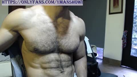 Snapshot of 1manshow11 chatting on March 3, 2025, 11:35 pm 1manshow11 online show from March 3, 2025, 11:35 pm