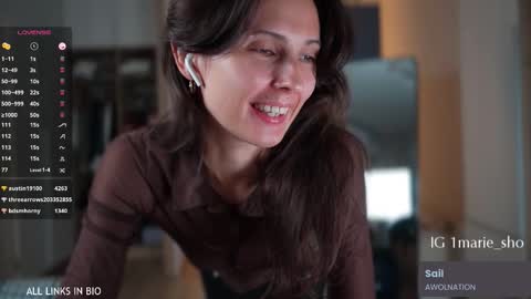 Marie online show from September 22, 2025, 6:10 pm