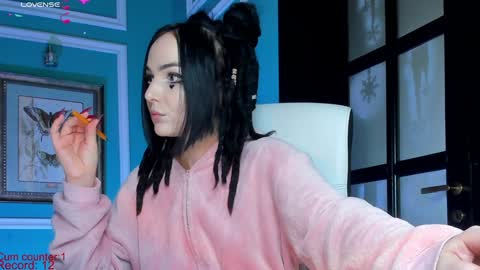 Moona  online show from January 9, 2025, 11:03 am