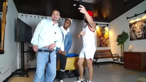 pushman online show from April 5, 2026, 11:51 am