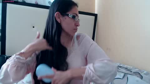 paola online show from May 14, 2026, 9:43 pm