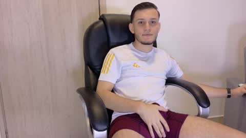 Snapshot of 1tommy9 chatting on March 13, 2026, 5:14 am Tommy online show from March 13, 2026, 5:14 am