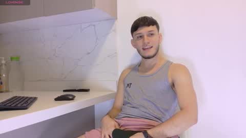 Snapshot of 1tommy9 chatting on March 15, 2026, 1:11 am Tommy online show from March 15, 2026, 1:11 am