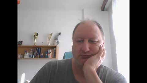 Snapshot of 1vaso chatting on February 19, 2025, 12:11 pm 1vaso online show from February 19, 2025, 12:11 pm