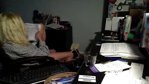 Susan online show from May 17, 2026, 3:48 am