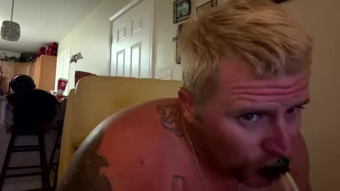 Snapshot of 22bigelo2316 chatting on November 12, 2025, 5:30 am 22bigelo2316 online show from November 12, 2025, 5:30 am