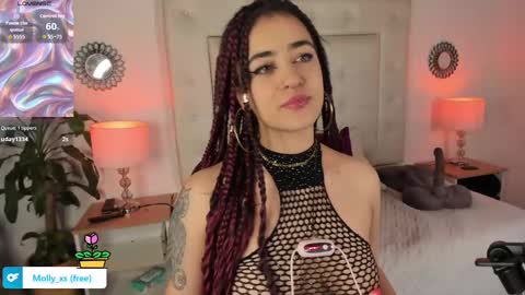  Molly  online show from September 9, 2025, 11:59 pm