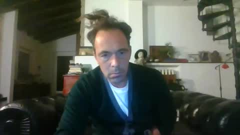 Snapshot of 27lv27 chatting on September 30, 2025, 9:53 pm 27lv27 online show from September 30, 2025, 9:53 pm