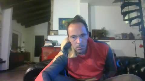 Snapshot of 27lv27 chatting on October 19, 2025, 10:32 pm 27lv27 online show from October 19, 2025, 10:32 pm