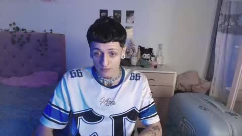 Snapshot of 2cb0y chatting on September 15, 2025, 10:32 pm BAD online show from September 15, 2025, 10:32 pm