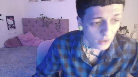 Snapshot of 2cb0y chatting on September 18, 2025, 9:50 pm BAD online show from September 18, 2025, 9:50 pm