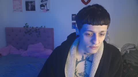 Snapshot of 2cb0y chatting on September 28, 2025, 10:26 pm BAD online show from September 28, 2025, 10:26 pm