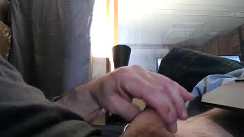 2hard2handle14 online show from January 31, 2025, 1:01 am