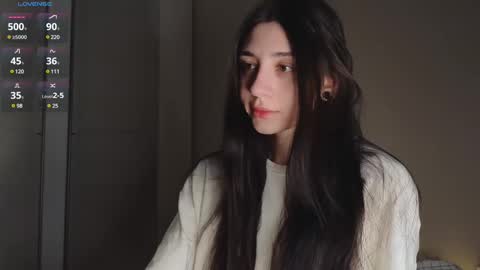 Snapshot of 2insensitive chatting on March 4, 2025, 7:54 pm Lina free control in pvt online show from March 4, 2025, 7:54 pm