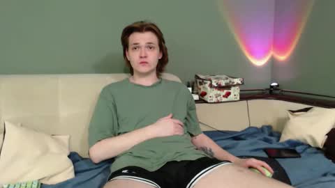 Eleot online show from December 15, 2025, 1:48 pm