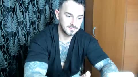 Snapshot of 2sexymuscles chatting on April 16, 2026, 8:09 pm 2sexymuscles online show from April 16, 2026, 8:09 pm