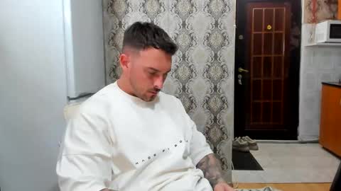 Snapshot of 2sexymuscles chatting on May 15, 2026, 9:11 pm 2sexymuscles online show from May 15, 2026, 9:11 pm