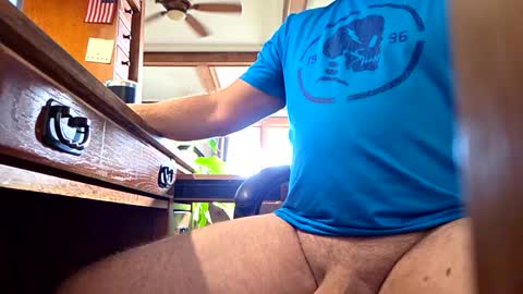 Snapshot of 34ddandsevenincher chatting on October 31, 2025, 1:45 pm 34DDD7incher online show from October 31, 2025, 1:45 pm