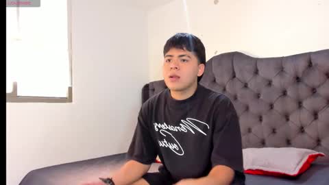 Snapshot of 3guy3 chatting on November 7, 2025, 7:25 pm Guy 1 Guy 2 Guy 3. online show from November 7, 2025, 7:25 pm