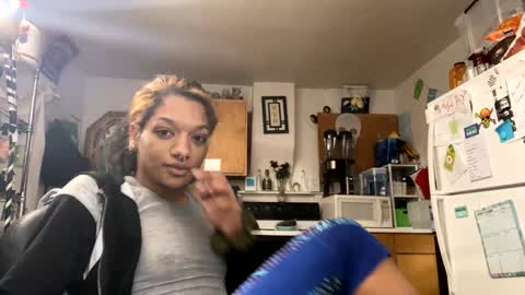 Nicky online show from January 8, 2025, 2:14 pm