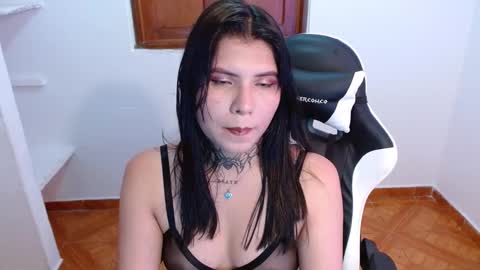 erika online show from February 13, 2025, 2:23 am