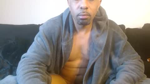 420flyguy online show from December 20, 2024, 12:52 am