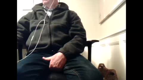 4uguys online show from November 26, 2025, 4:24 am