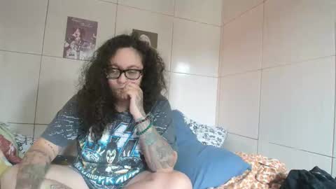 666afrodite online show from September 30, 2025, 5:18 pm