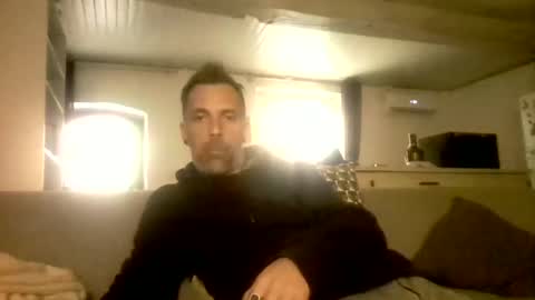 Num online show from February 9, 2025, 11:58 am