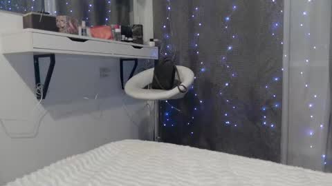 Adriana online show from January 11, 2026, 7:41 pm